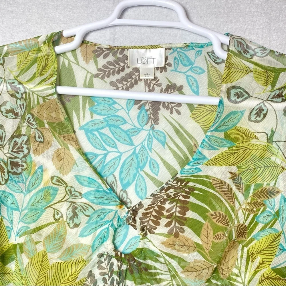 Loft Tropical Hawaiian Floral Top Womens L Green Sheer V Neck Long Sleeve Resort